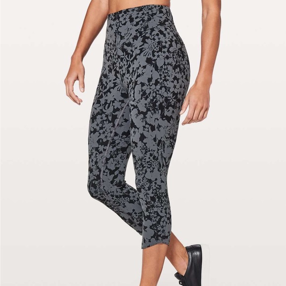 Lululemon Gray Floral All You Do Crop Leggings 19" US Size 6 - Picture 2 of 11